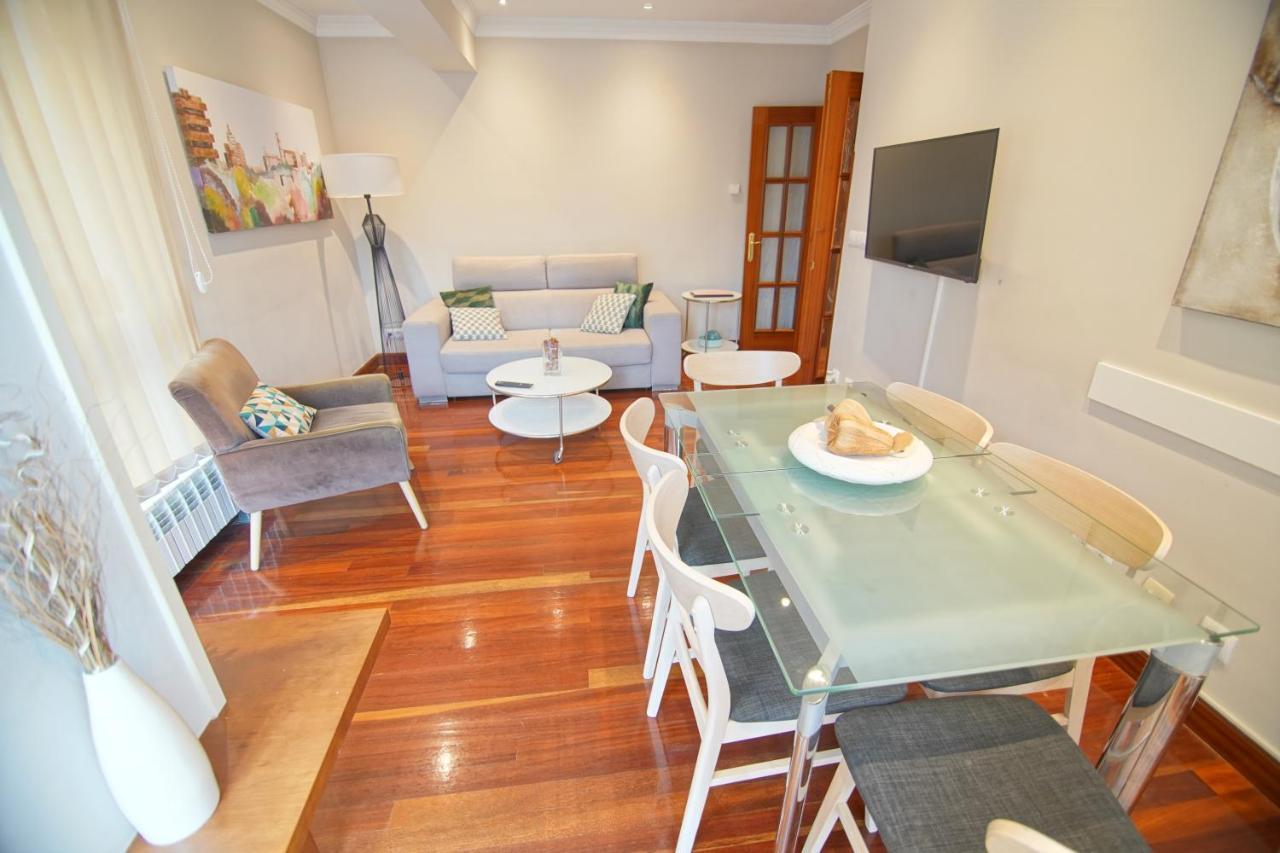 Piso Grande Y Luminoso En El Casco Viejo De Appartement Bilbao